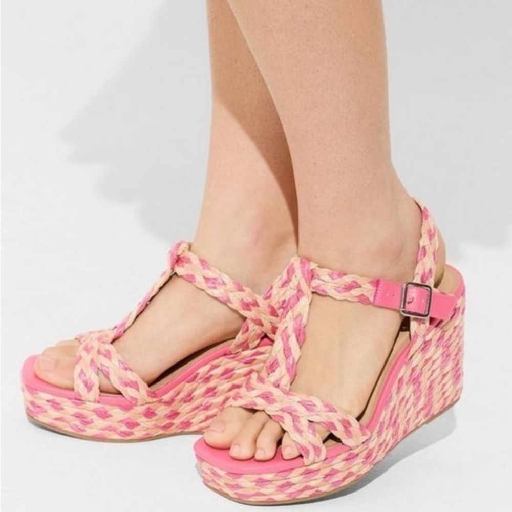 Torrid T strap raffia wedges, Sz. 8.5WW
